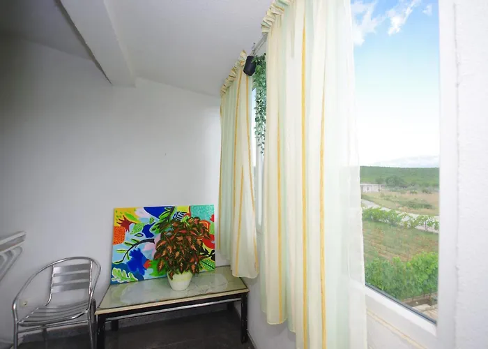 Jakov Villa *