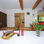 Jakov Villa *