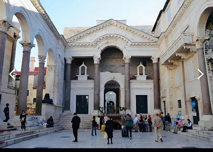 Jakov Villa Kraj (Split)