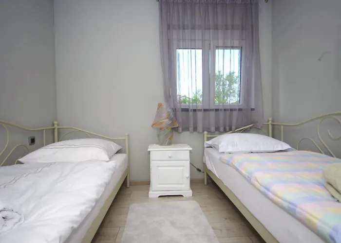 Jakov Villa Kraj (Split)